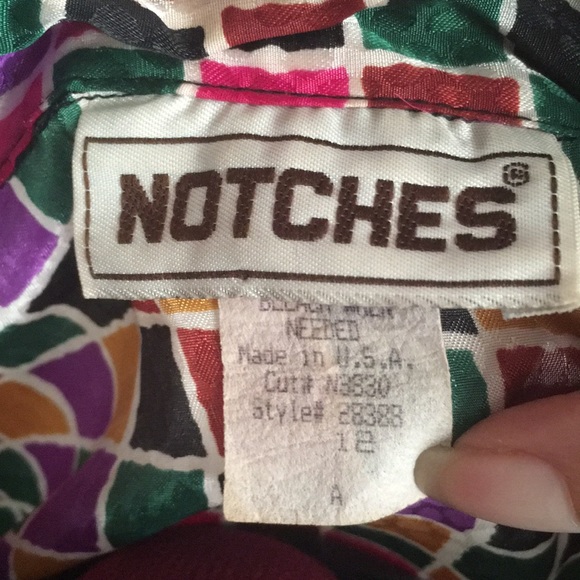 Vintage Colorful Geometric Top - Picture 6 of 6